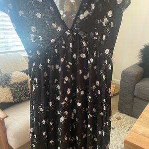 Urban Outfitters Black Floral Midi Dress Deep-v